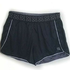 Actra reversible work out shorts